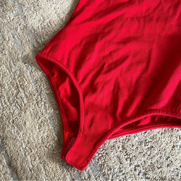 Angel Biba Ribbed Body Suit Tie Shoulder Straps Sleeveless Bright Red: Small - Picture 3 of 10